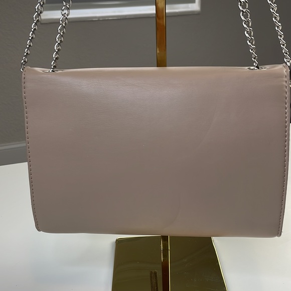 Badgley Mischka Metal Fringe Crossbody with Convertable Single-to-Double Strap - Picture 8 of 17